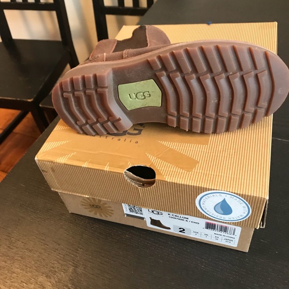 Uggs K callum kids boots - Picture 2 of 5